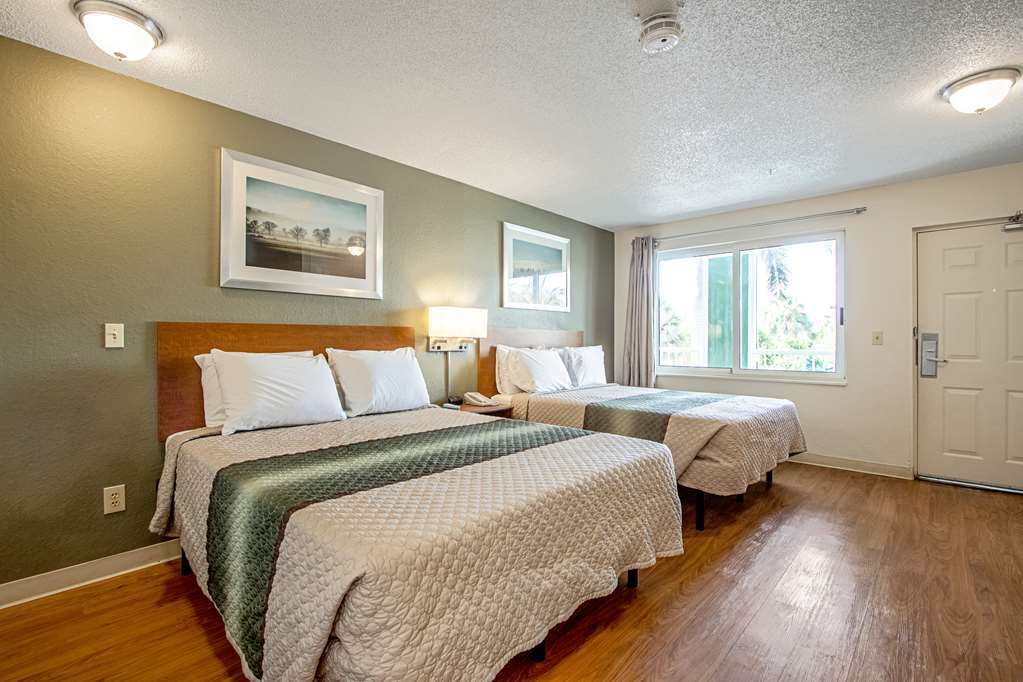 Birch Hill Suites Kansas City - Independence Zimmer foto